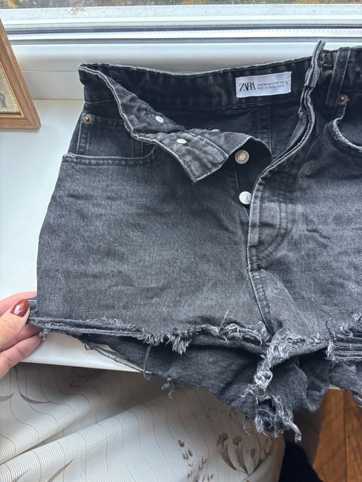 Женские шорты Zara