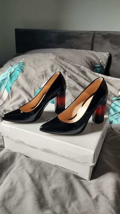 Buty na obcasie Baldaccini