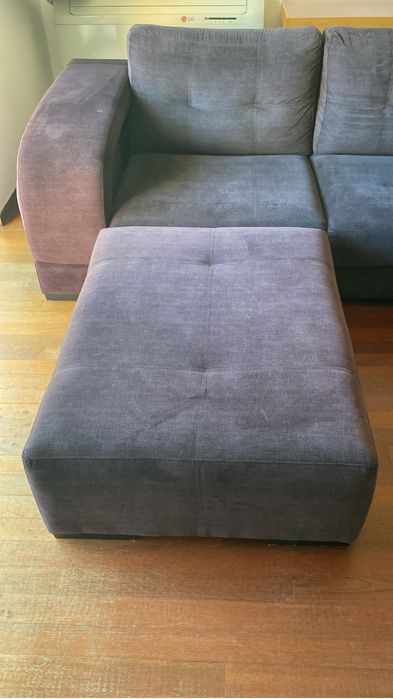 Sofá com chaise longue