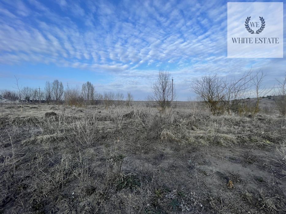 Продаж комерційної земельної ділянки