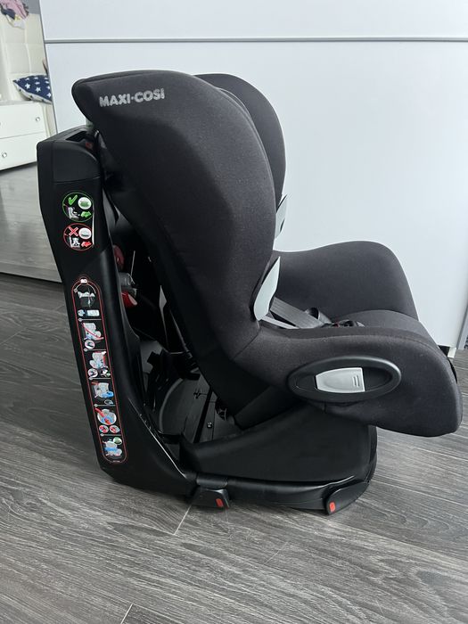 Fotelik samochodowy Maxi Cosi Axiss obrotowy 9-18 kg