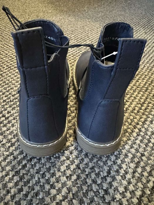 Черевики демісезонні нові