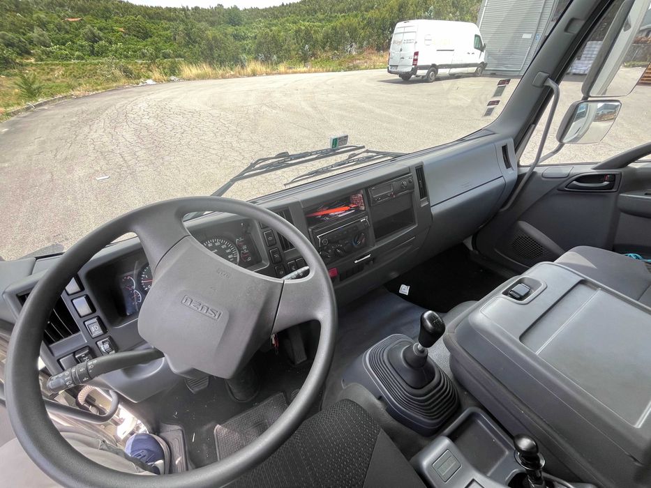 Isuzu Forward F110.210