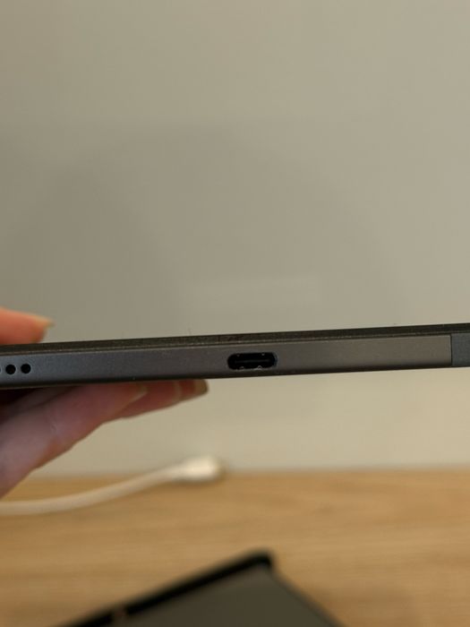 Планшет lenovo tab m10+