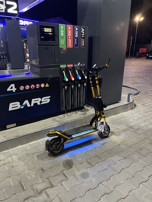 Електросамокат kaabo wolf king gt pro