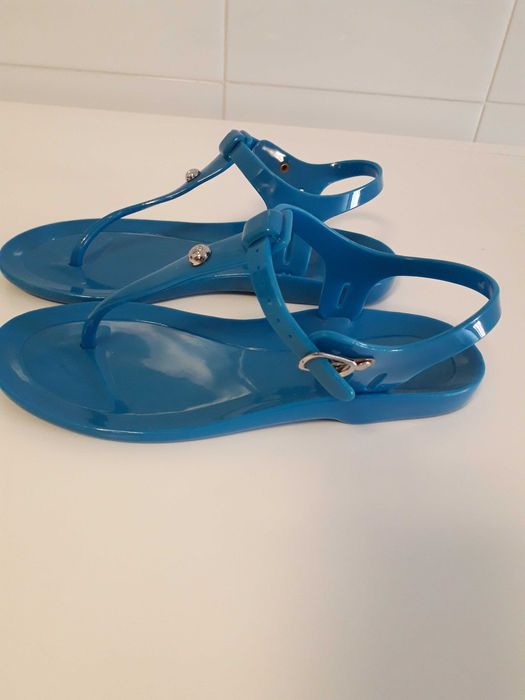 Sandálias de praia azuis (tam.35)