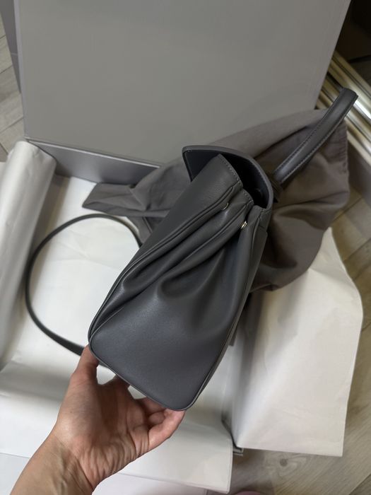 Продам сумку balenciaga rodeo medium