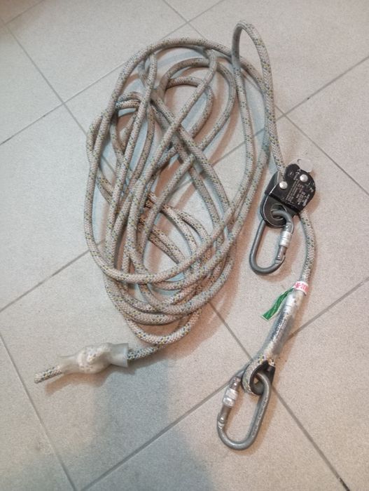 Lina z urządzeniem samozaciskowym Protect AC 300+ AC 080