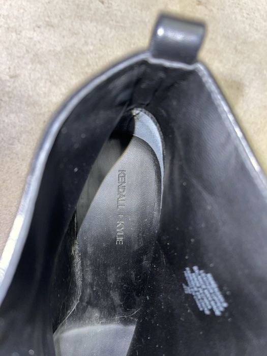 Батільони kendall+kylie