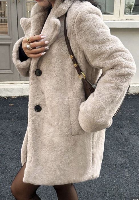 Casaco de pêlo bege