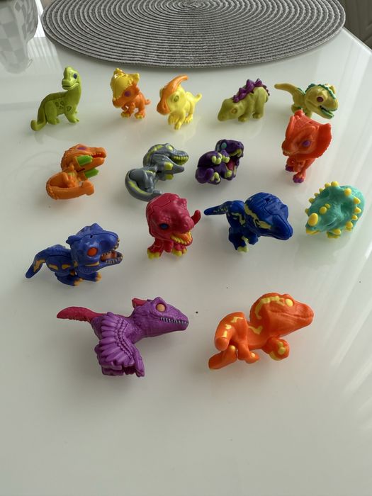 Kinder Joy Кіндер Фігурки динозаври