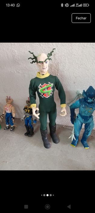 Vários bonecos colecao