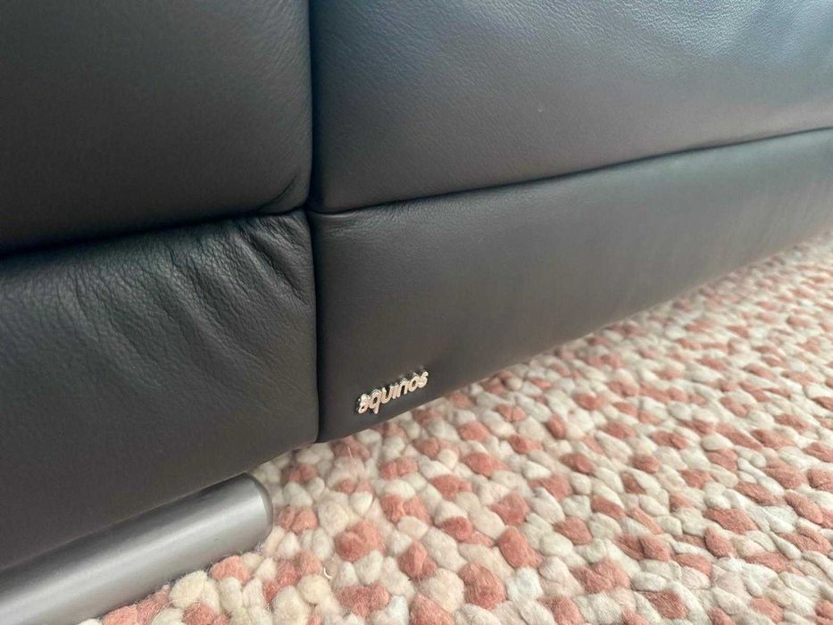 Sofa aquinos em excelente estado