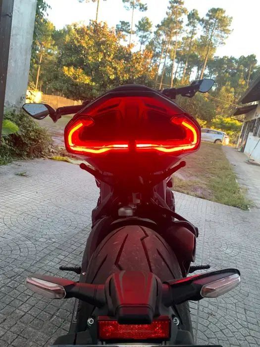 Mv Agusta 800 Dragster R - 1 dono