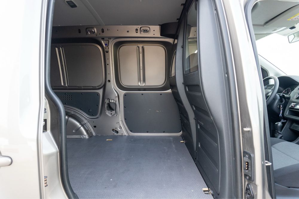 VW Caddy Maxi 2.0 TDI    (Desde 190€/mês financiamento)