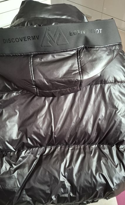 Пуховик женский черный