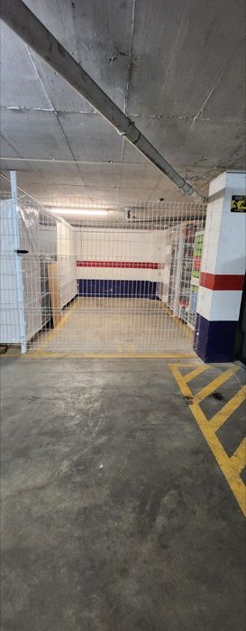 Lugar Garagem/Arrumos em Box 13m² Oeiras