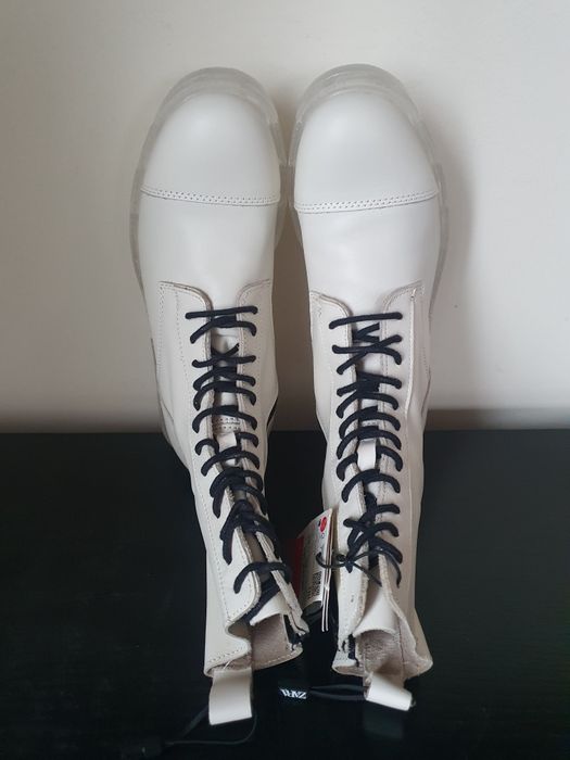 Buty ze skóry z Zary