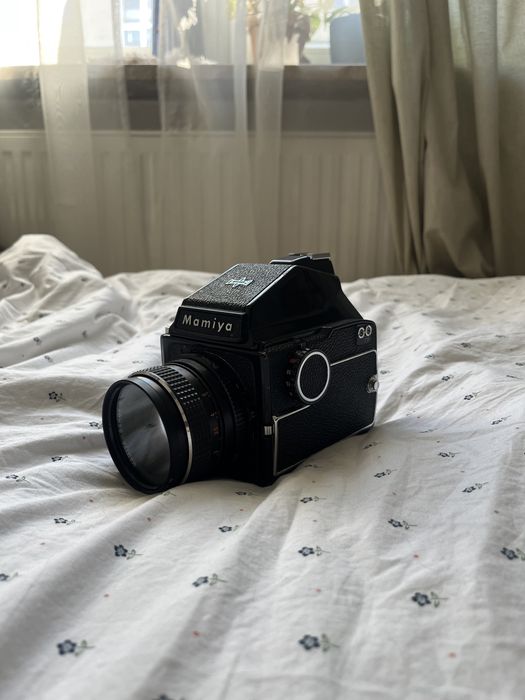 Mamiya M645  z obiektywem 80mm 2.8