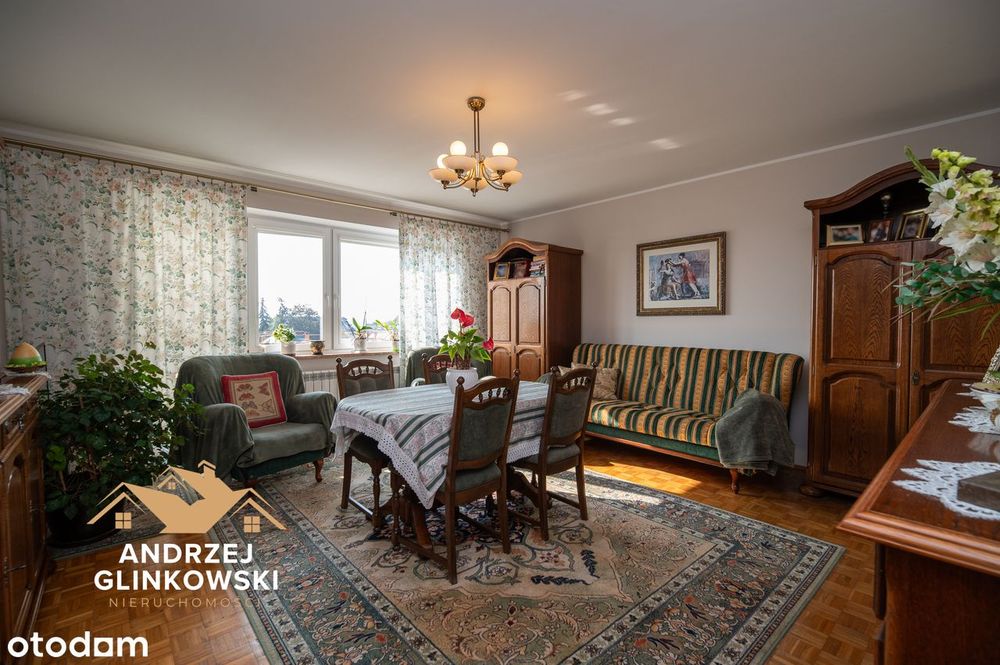 Mieszkanie Z Garażem W Bryle Budynku