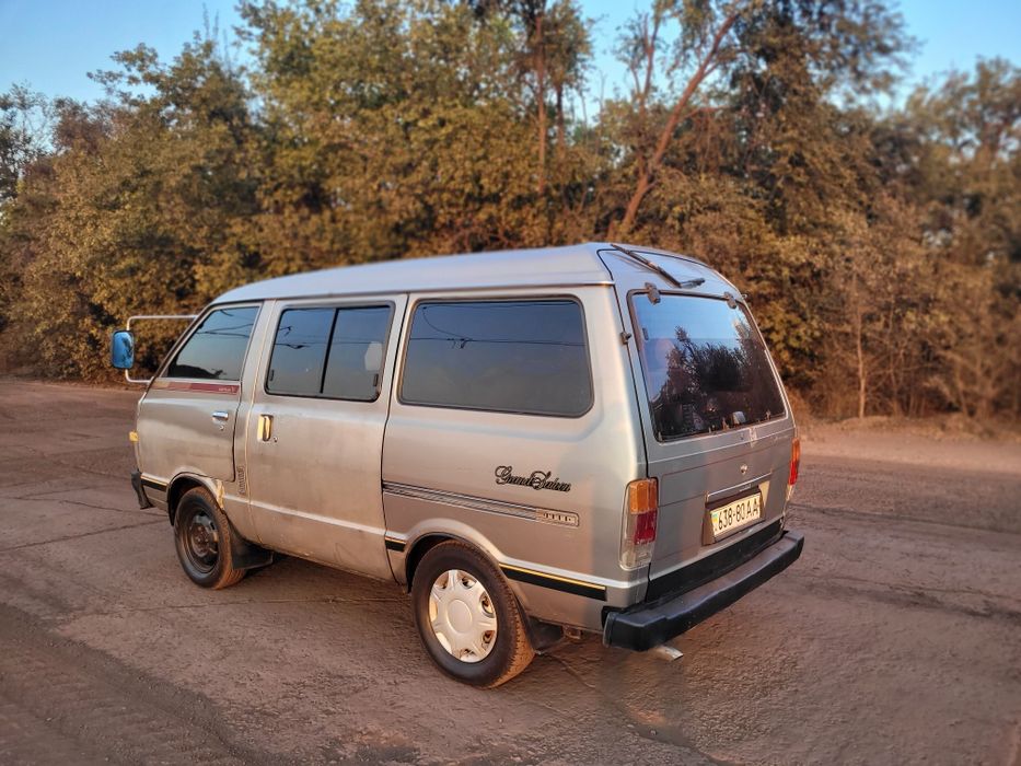 Nissan vanette 2.0 бензин механіка рама рисори