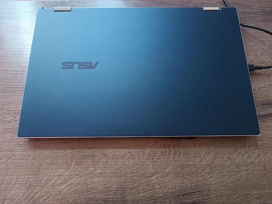 Ноутбук ультрабук Asus Zenbook Pro 15 Flip Q529Z i7-12700H/16GB/Iris Xe/512GB/OLED