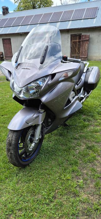 Honda european st 1300