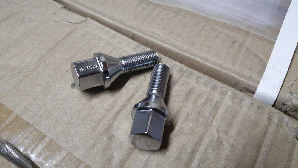 Болт колесный Ланос под литые диски(титаны) - Цена 475 грн/новых 16 шт