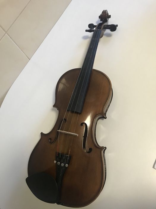 Viola d'arco usada