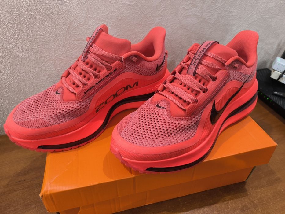 кроссовки мужские Nike