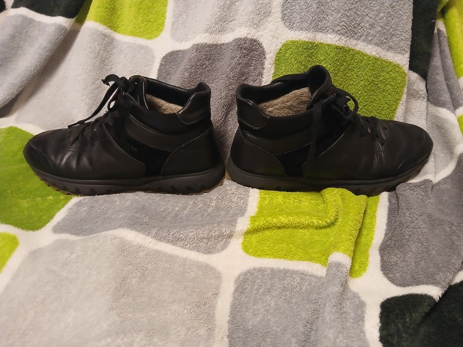 Взуття зимове шкіряне