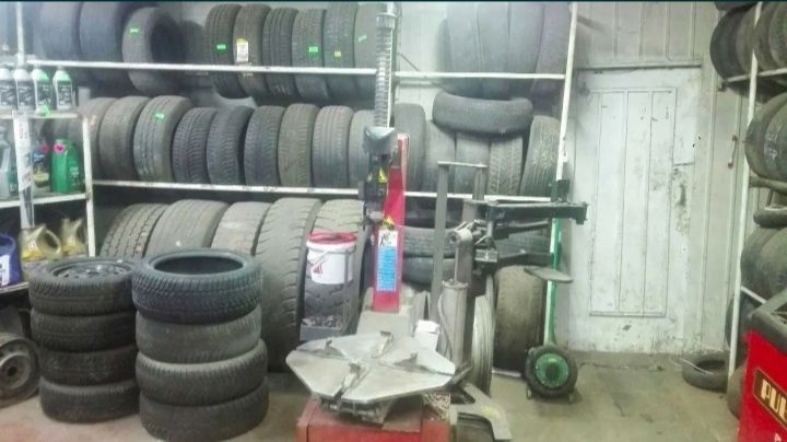 Продам прибыльный ГРУЗОВОЙ и легковой Шиномонтаж «под ключ» трассaM-03