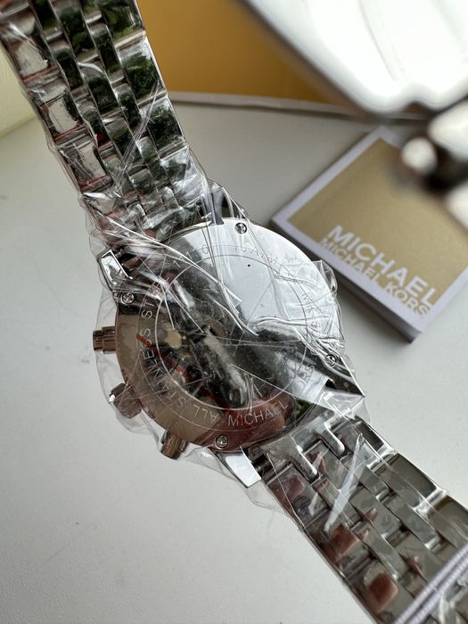 Часи годинник Michael Kors MK5057