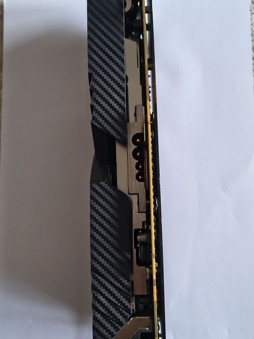 XFX Radeon RX 580 8GB GDDR5 OC+ – sprawna, uszkodzone wentylator