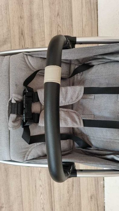 Прогулянкова коляска Chicco