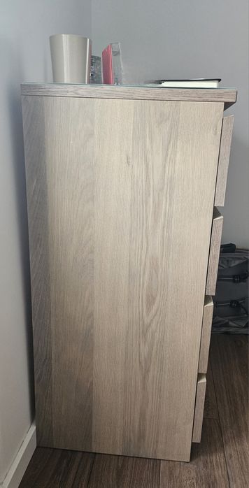 Cómoda MALM  com ou sem vidro