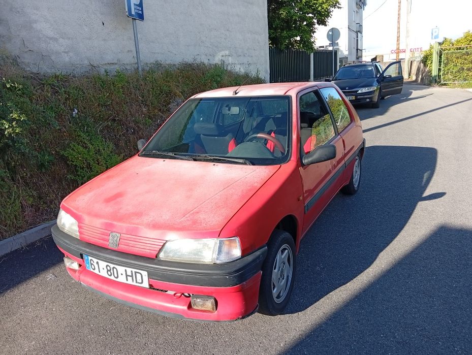 Carro Peugeot 106 gasolina