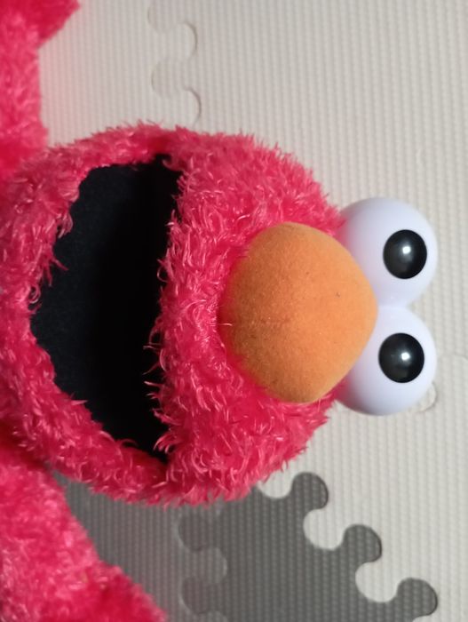 Elmo Tickle Me Sesame Street ulica sezamkowa interaktywny
