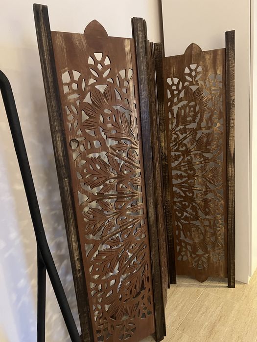 Biombo em madeira