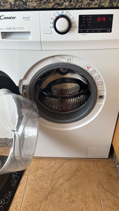 Maquina de lavar 8kg semi-nova