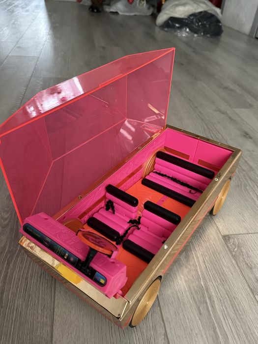 Машинка Lol Surprise