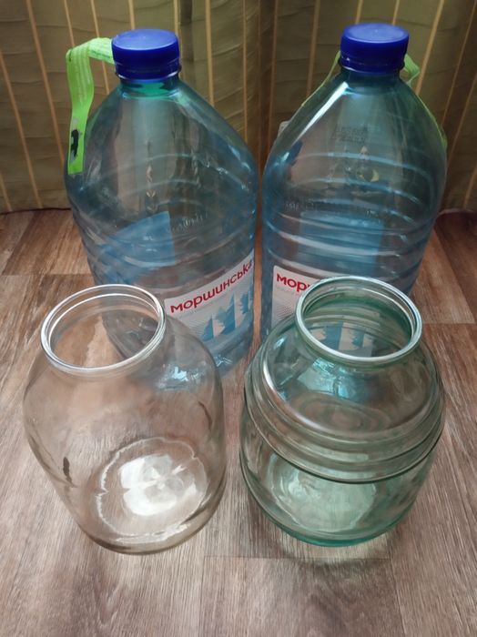 Бутыль кувшин в оплётке для вина СССР. Банка 3 литра Канистры плас.6л.