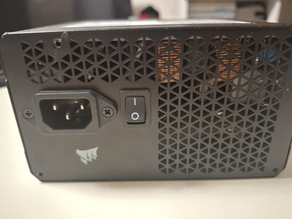 Corsair CX550M zasilacz półmodularny