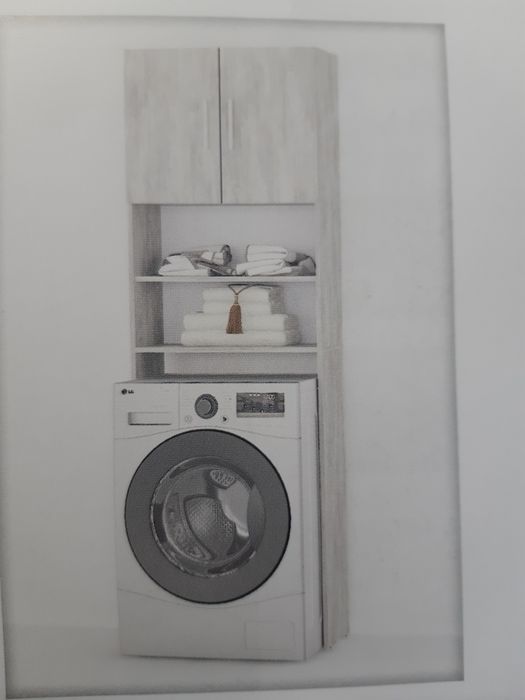 Пенал в ванну кімнату