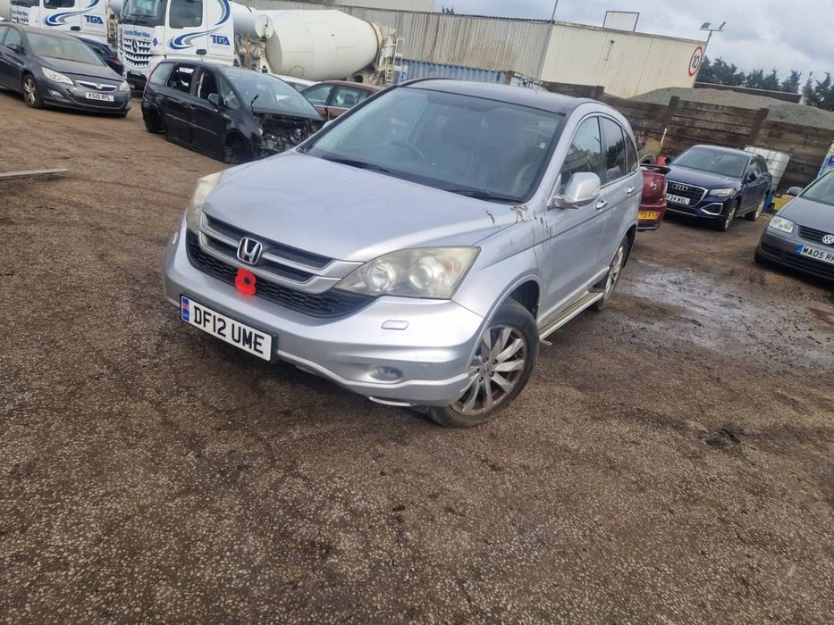 Разборка Honda CR-V капот фара бампер дверь диски