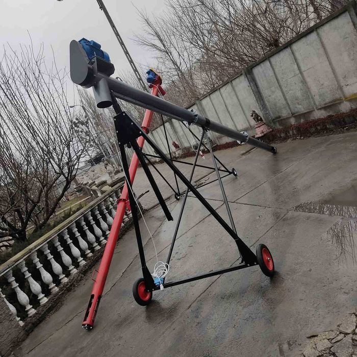 Шнековий завантажувач,погрузчик зерна,протруювач,підборщик.Ø133,159