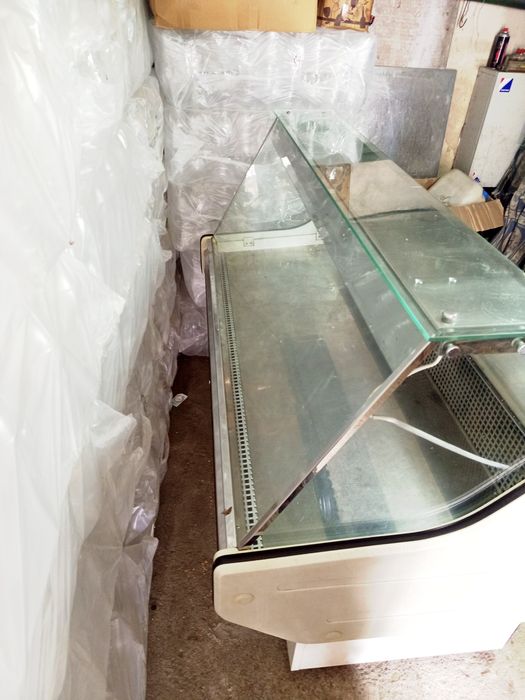 Холодильна вітрина, холодильник вітрина