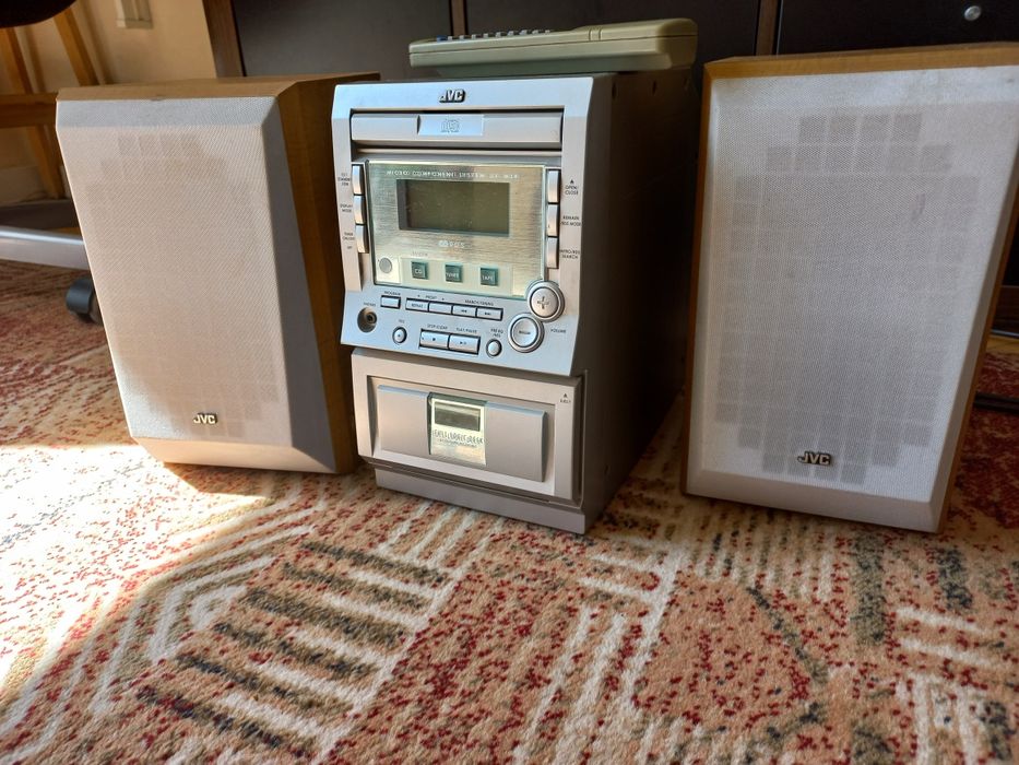 Mini wieża JVC, radio, CD, magnetofon