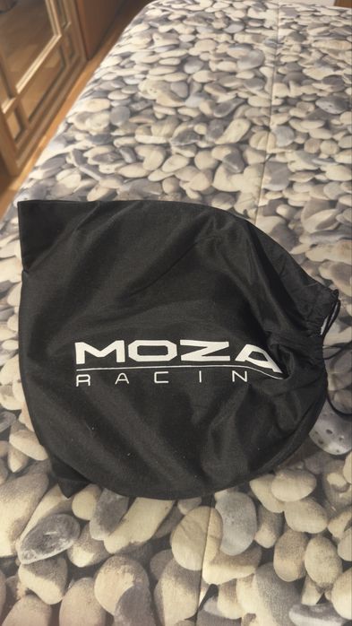 MOZA R3 + KS Wheel + Pedais SR-P Lite — Sim Racing