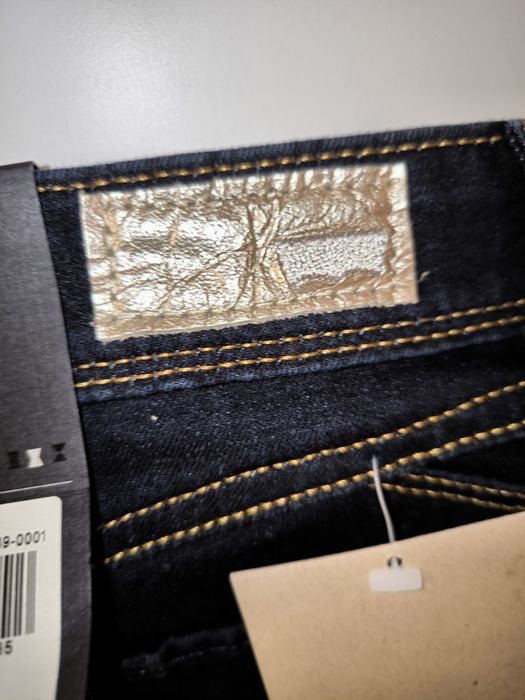 Levis nowe spodnie rurki damskie metki rozm XS